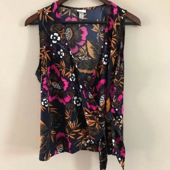 A New Day Floral Print Sleeveless Wrap Blouse - Picture 2 of 10